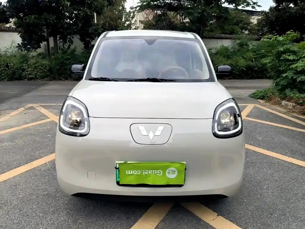 Hongguang MINIEV 2025 Fourth Generation Four-Door Advanced Model — миниатюра 3