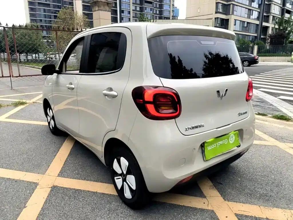 Hongguang MINIEV 2025 Fourth Generation Four-Door Advanced Model — миниатюра 5