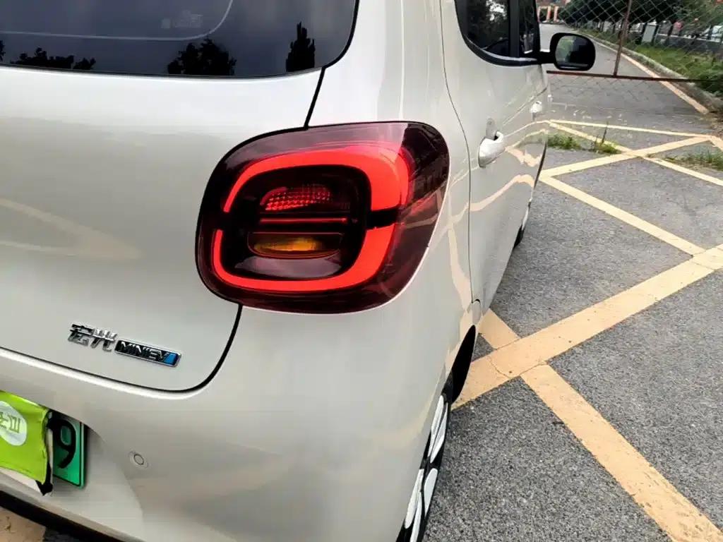 Hongguang MINIEV 2025 Fourth Generation Four-Door Advanced Model — миниатюра 8
