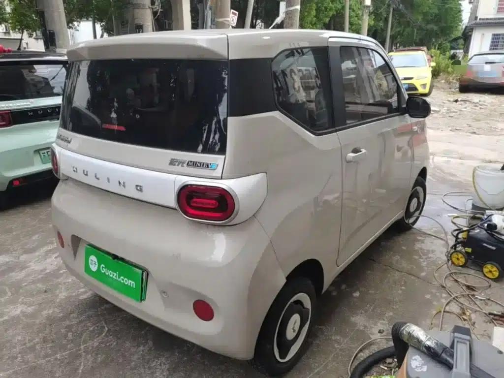 Hongguang MINIEV 2024 Third Generation 215km/h Youth Edition — миниатюра 7