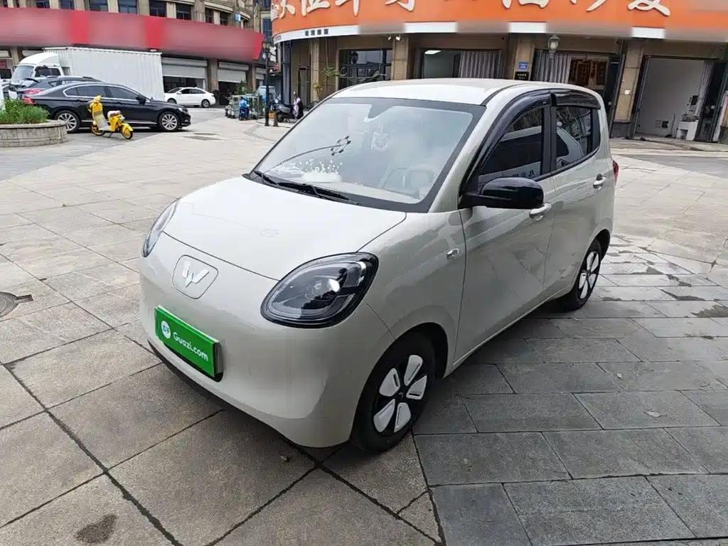 Hongguang MINIEV 2025 Fourth Generation Four-Door Advanced Model — миниатюра 2