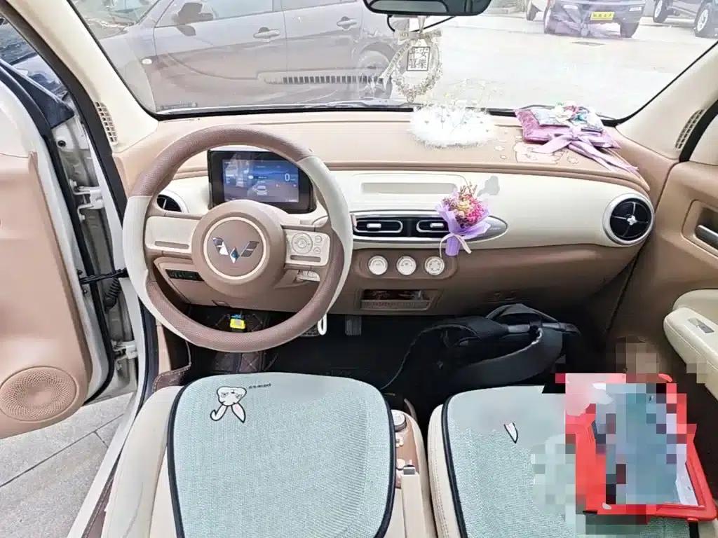 Hongguang MINIEV 2025 Fourth Generation Four-Door Advanced Model — миниатюра 10