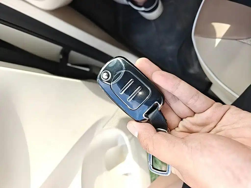Hongguang MINIEV 2024 Third Generation 215km/h Youth Edition — миниатюра 9
