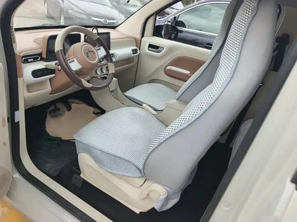 Hongguang MINIEV 2024 Third Generation 215km/h Advanced Edition — миниатюра 15