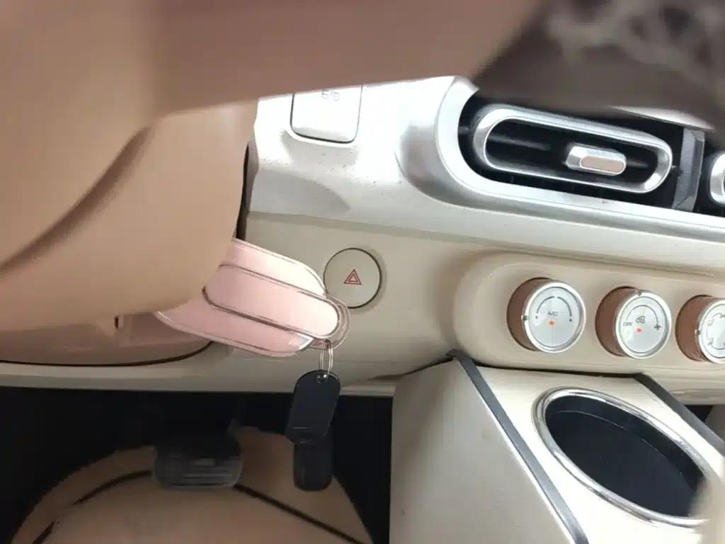 Hongguang MINIEV 2024 Third Generation 215km/h Advanced Edition — миниатюра 9