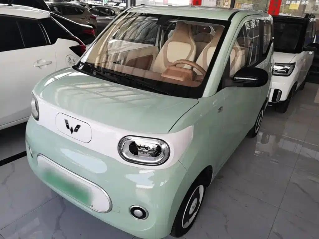 Hongguang MINIEV 2024 Third Generation 215km/h Youth Edition — миниатюра 1