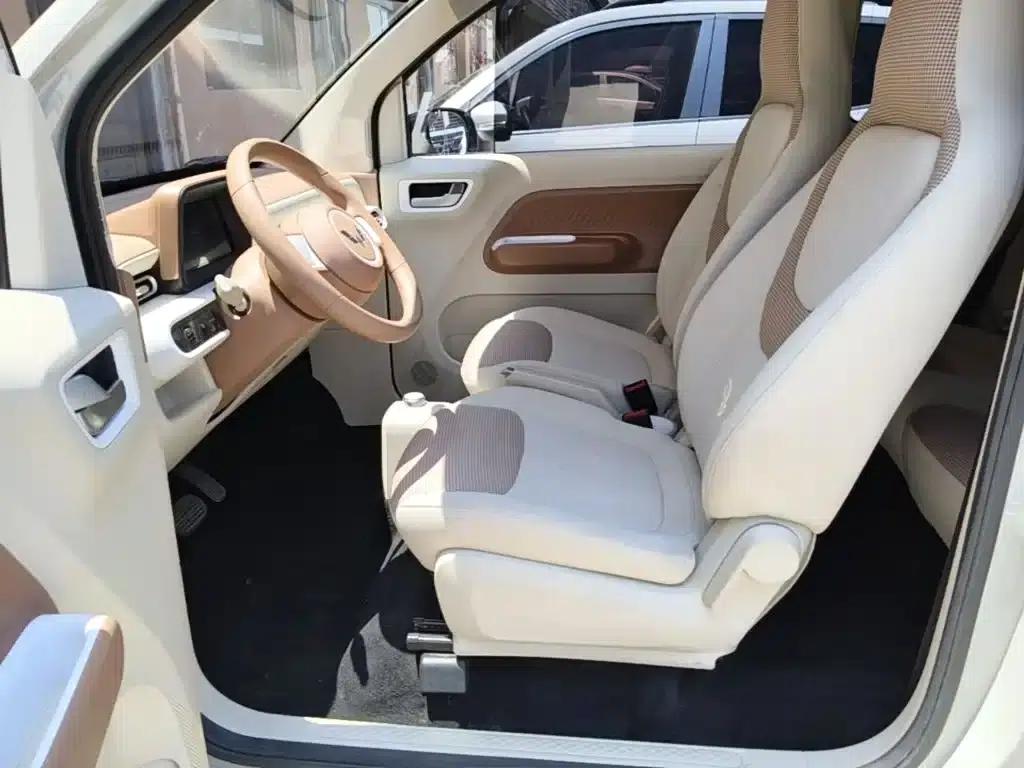 Hongguang MINIEV 2024 Third Generation 215km/h Youth Edition — миниатюра 15