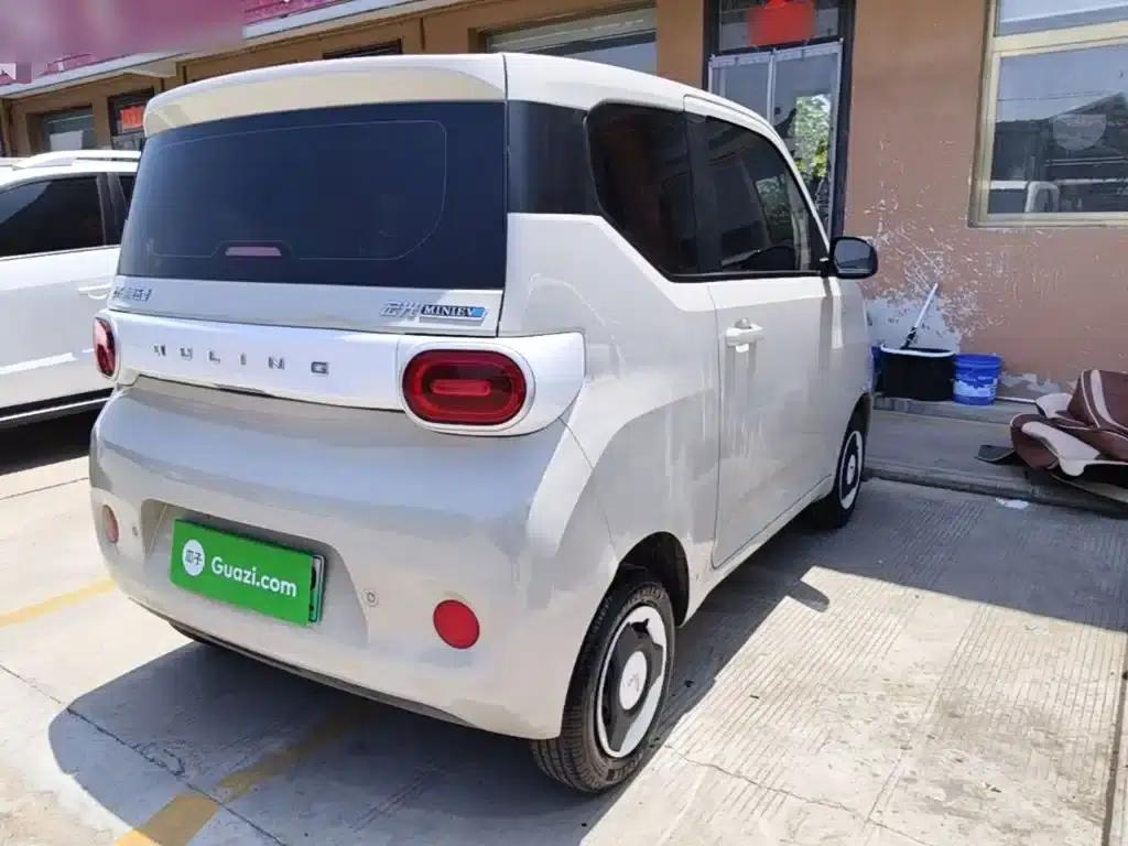 Hongguang MINIEV 2024 Third Generation 215km/h Youth Edition — миниатюра 7