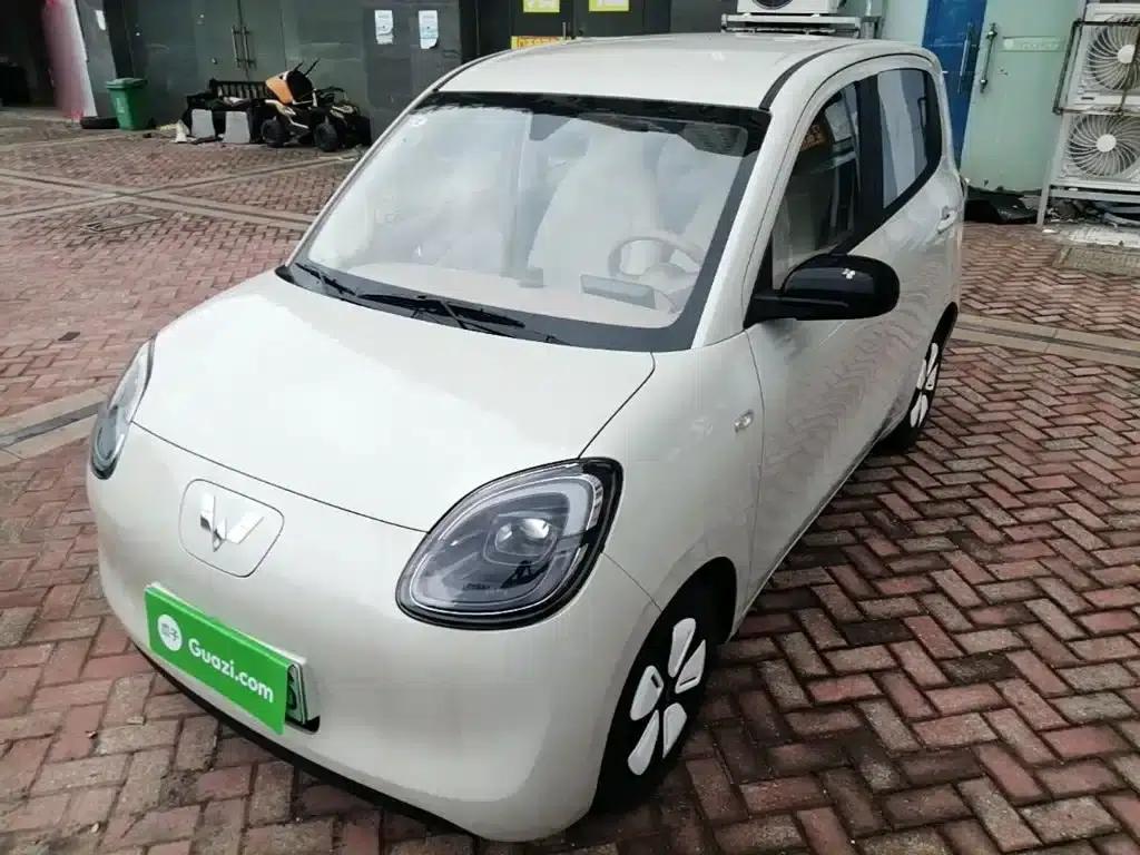Hongguang MINIEV 2025 Fourth Generation Four-Door Advanced Model — миниатюра 1