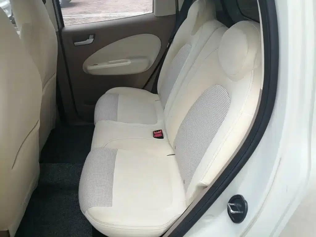 Hongguang MINIEV 2025 Fourth Generation Four-Door Advanced Model — миниатюра 17