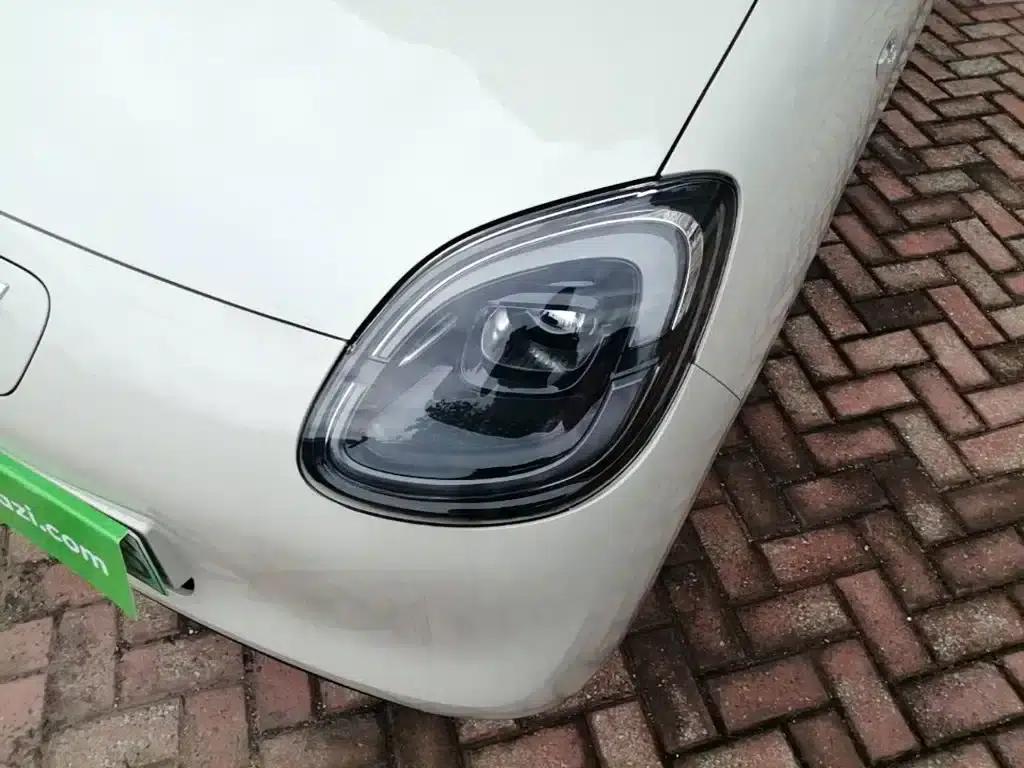 Hongguang MINIEV 2025 Fourth Generation Four-Door Advanced Model — миниатюра 24