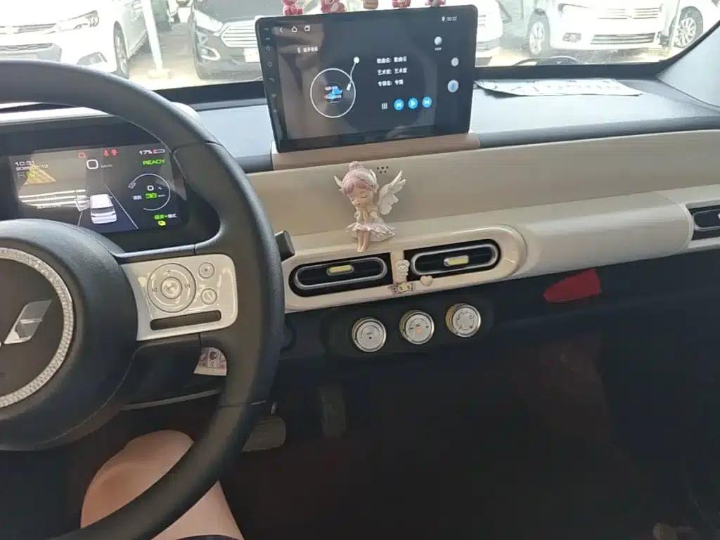 Hongguang MINIEV 2024 Third Generation 215km/h Youth Edition — миниатюра 13