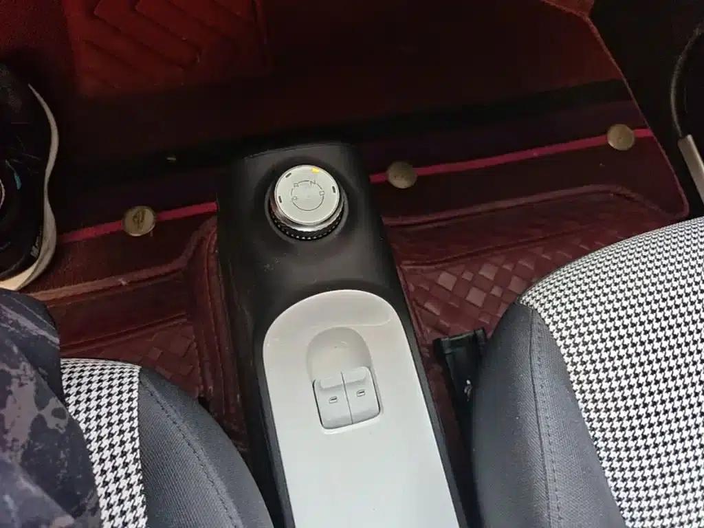 Hongguang MINIEV 2024 Third Generation 215km/h Youth Edition — миниатюра 14