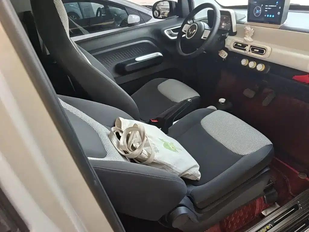 Hongguang MINIEV 2024 Third Generation 215km/h Youth Edition — миниатюра 25