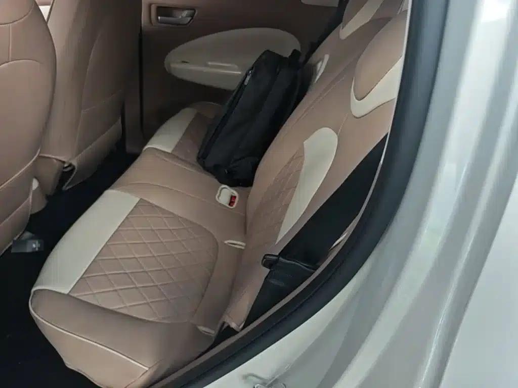 Hongguang MINIEV 2025 Fourth Generation Four-Door Advanced Model — миниатюра 17