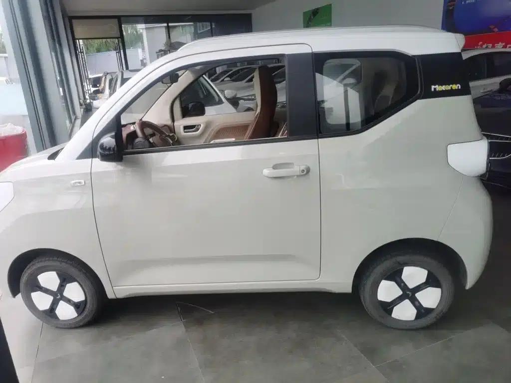Hongguang MINIEV 2024 Third Generation 215km/h Advanced Edition — миниатюра 7