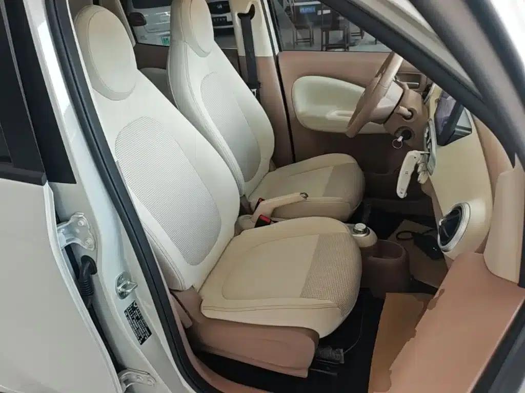 Hongguang MINIEV 2025 Fourth Generation Four-Door Advanced Model — миниатюра 25