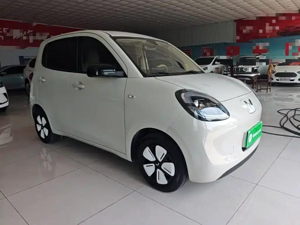 Hongguang MINIEV 2025 Fourth Generation Four-Door Advanced Model — миниатюра 4