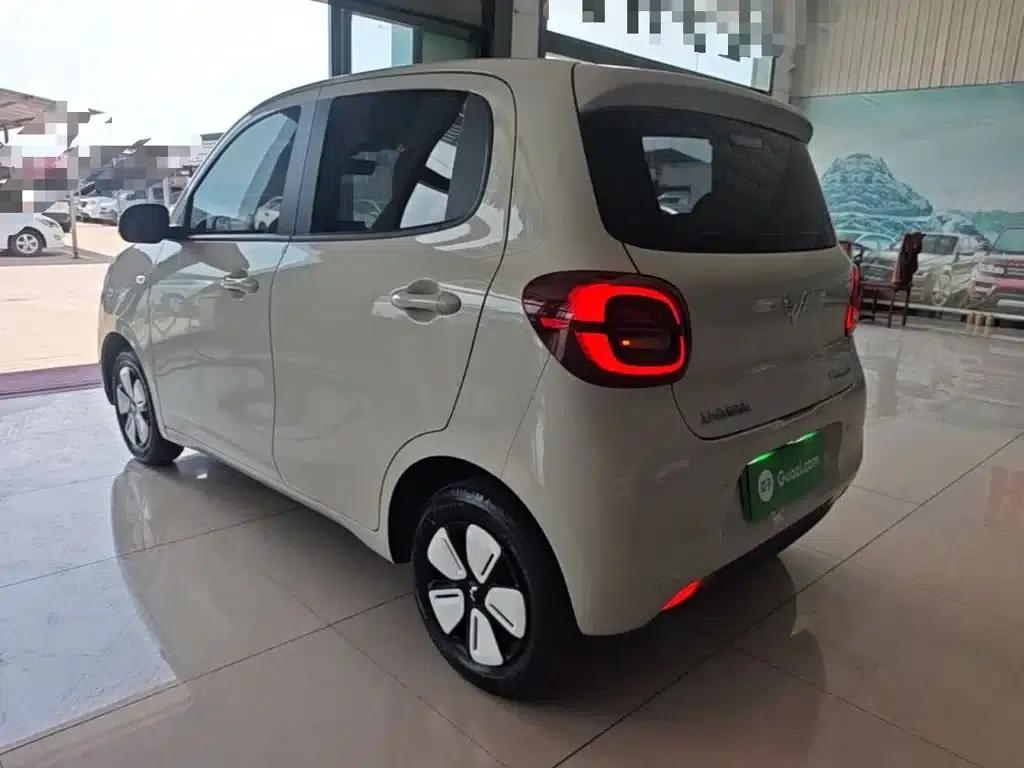 Hongguang MINIEV 2025 Fourth Generation Four-Door Advanced Model — миниатюра 5