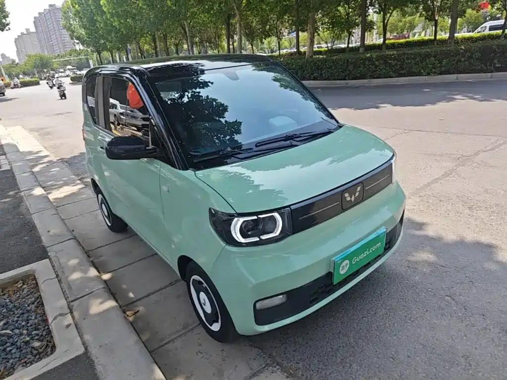 Hongguang MINIEV 2022 Macaron Premium Edition (Lithium Iron Phosphate) — миниатюра 4