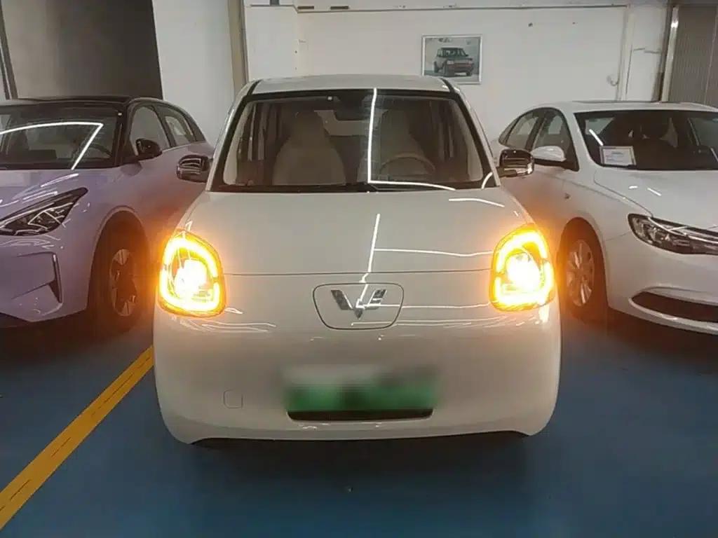 Hongguang MINIEV 2025 Fourth Generation Four-Door Advanced Model — миниатюра 3