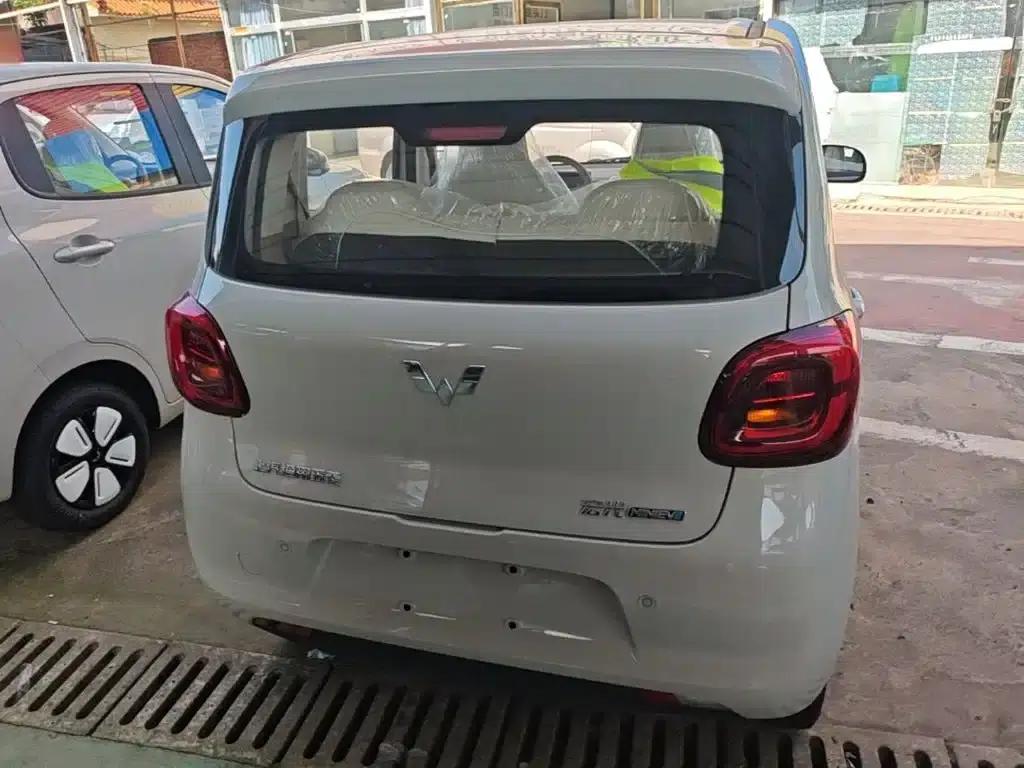 Hongguang MINIEV 2025 Fourth Generation Four-Door Advanced Model — миниатюра 6