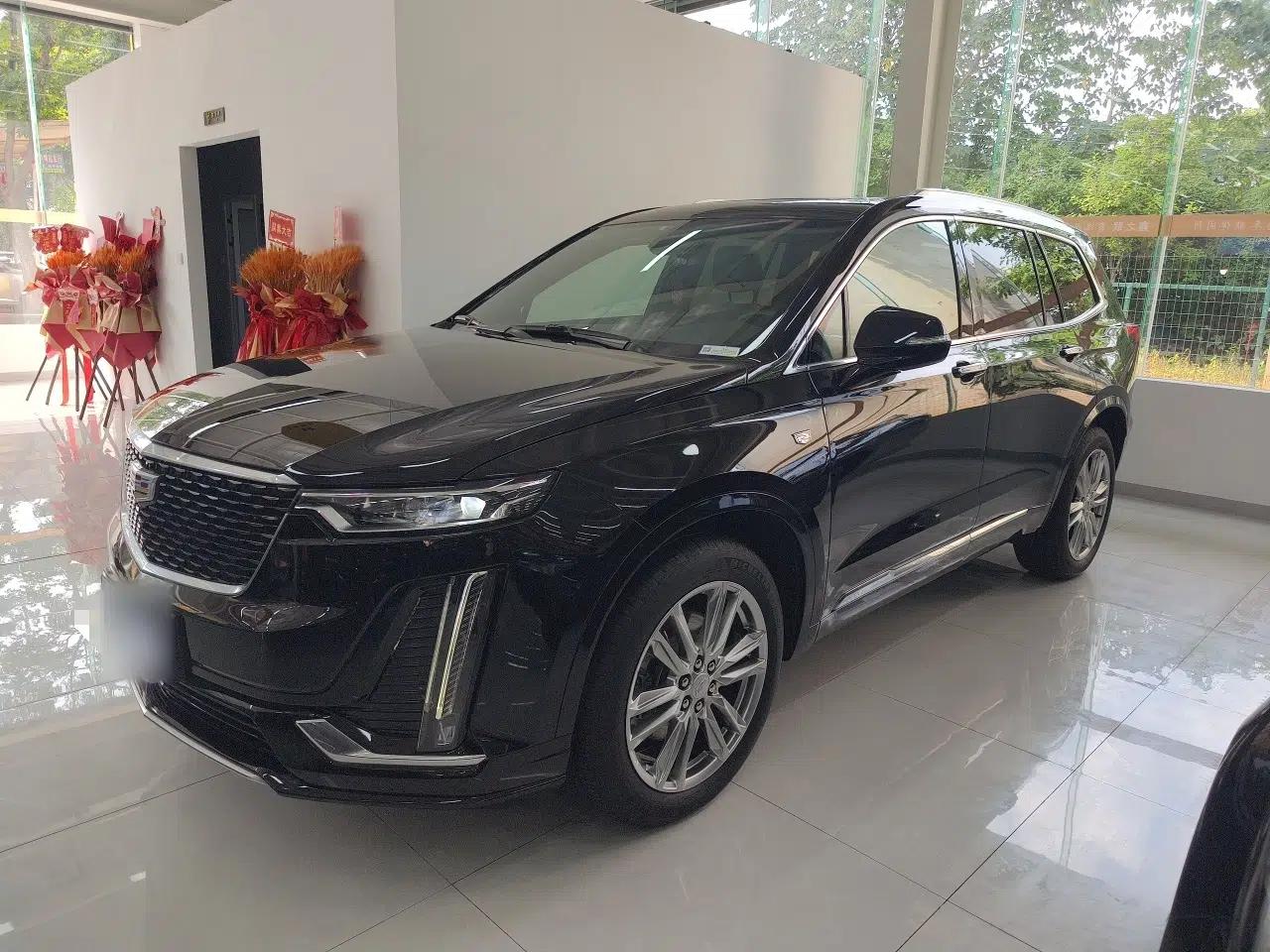 Cadillac XT6 2022 2.0T 7-Seater Four-Wheel Drive Luxury Standard Edition — миниатюра 1