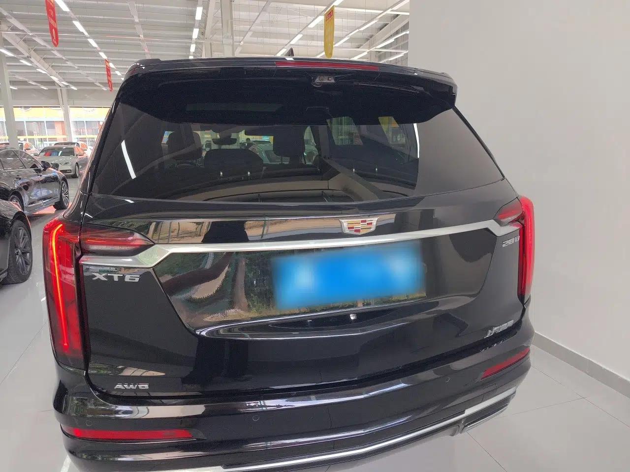 Cadillac XT6 2022 2.0T 7-Seater Four-Wheel Drive Luxury Standard Edition — миниатюра 5