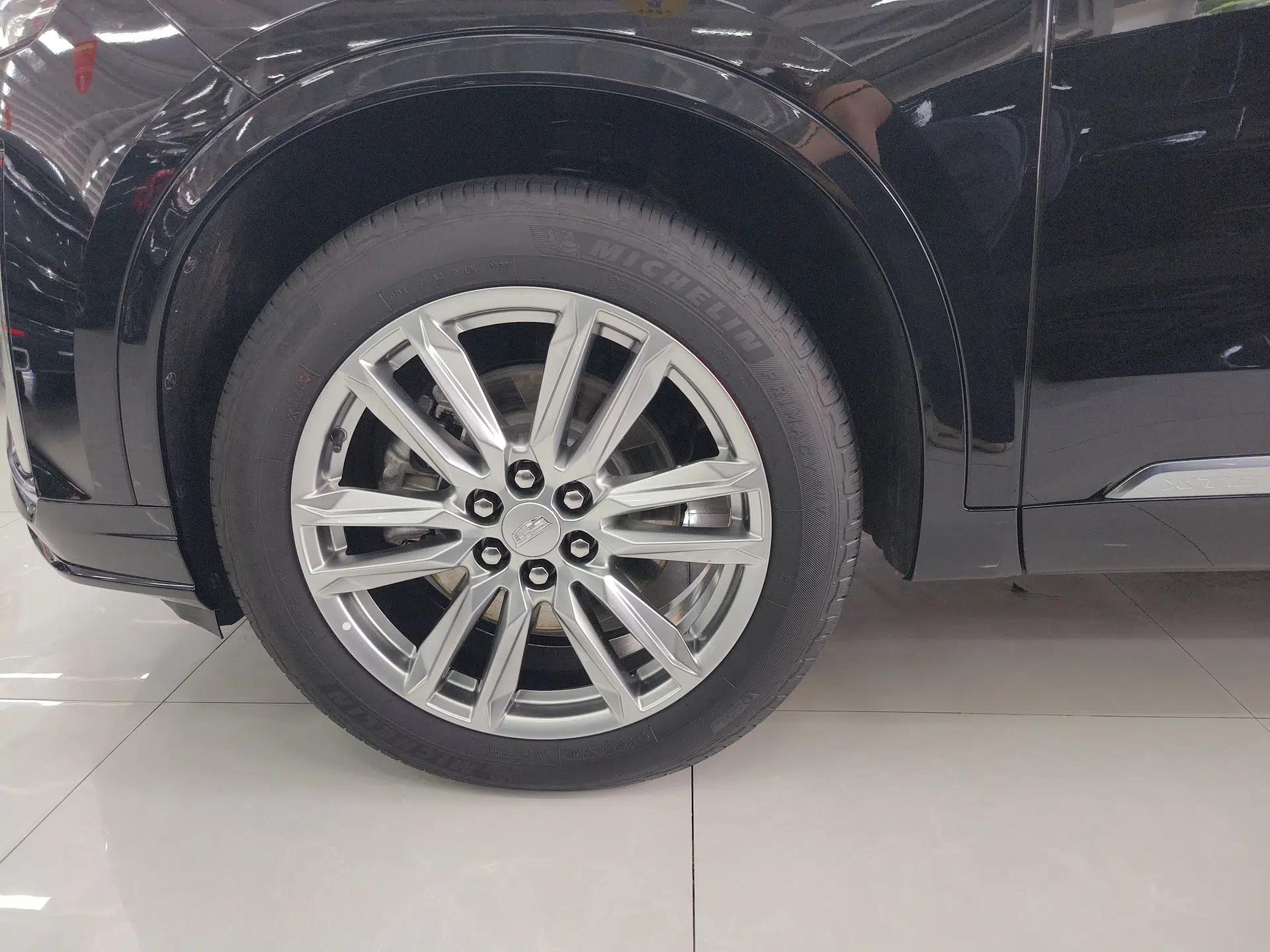 Cadillac XT6 2022 2.0T 7-Seater Four-Wheel Drive Luxury Standard Edition — миниатюра 7