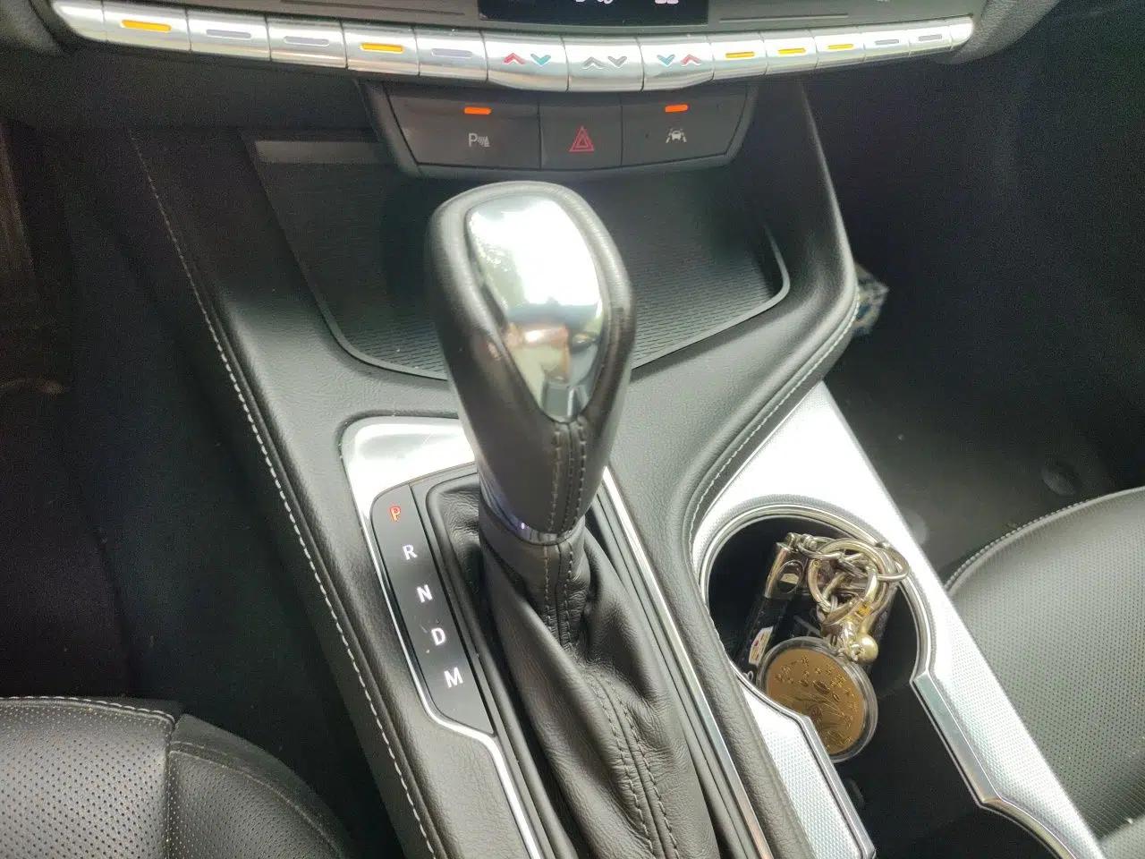 Cadillac CT4 2023 25T Luxury Model — миниатюра 14