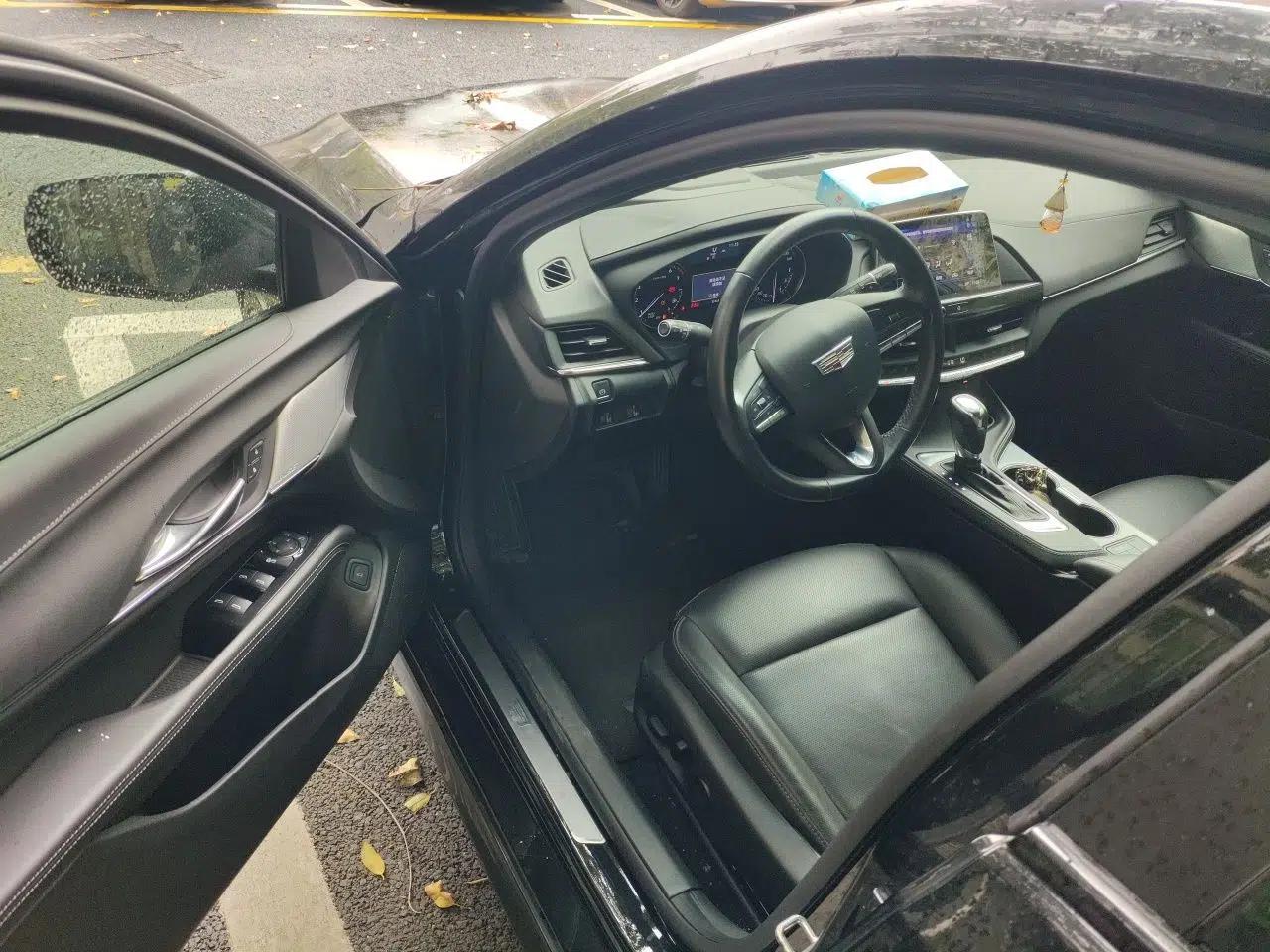 Cadillac CT4 2023 25T Luxury Model — миниатюра 16