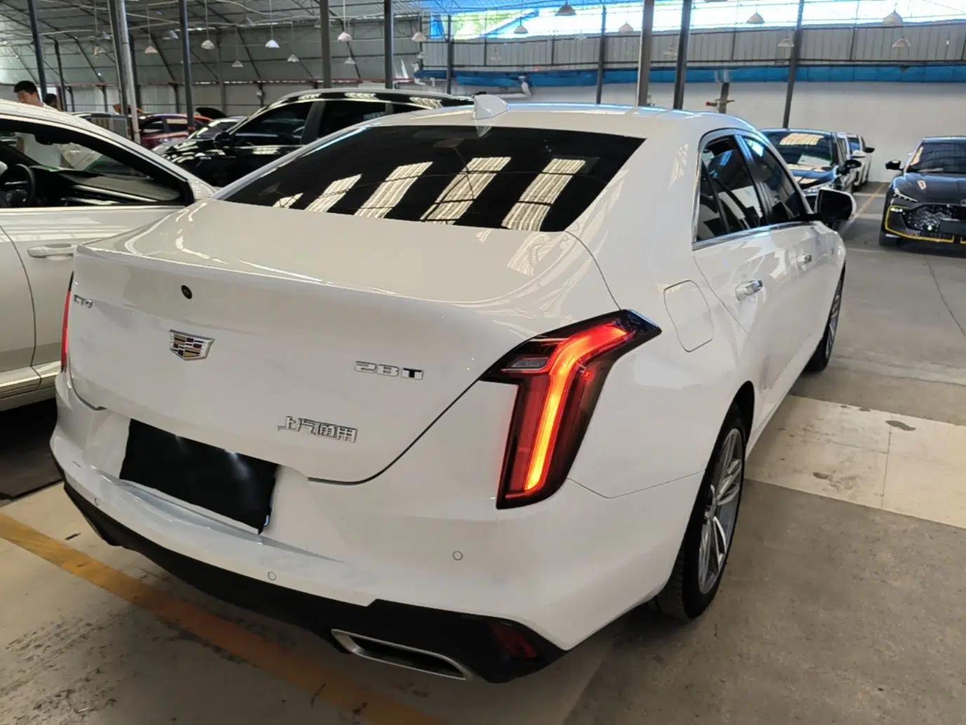 Cadillac CT4 2021 28T Luxury Model — миниатюра 6