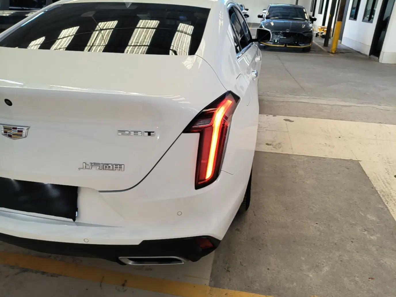 Cadillac CT4 2021 28T Luxury Model — миниатюра 9