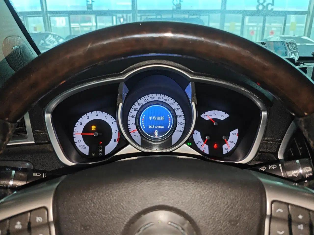 Cadillac SRX 2012 3.0L Elite Edition — миниатюра 11