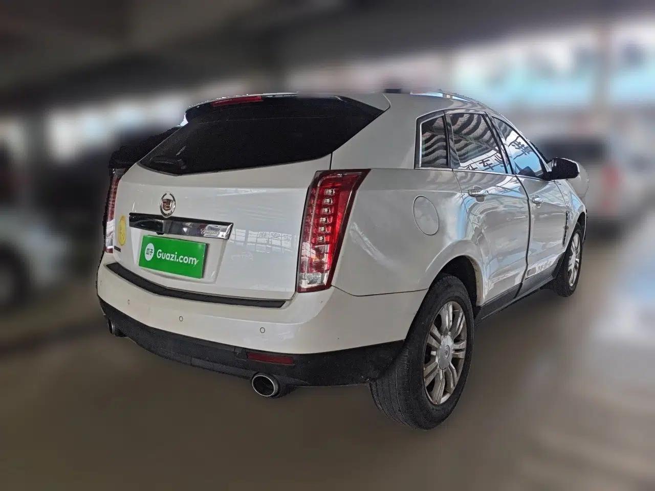Cadillac SRX 2012 3.0L Elite Edition — миниатюра 6