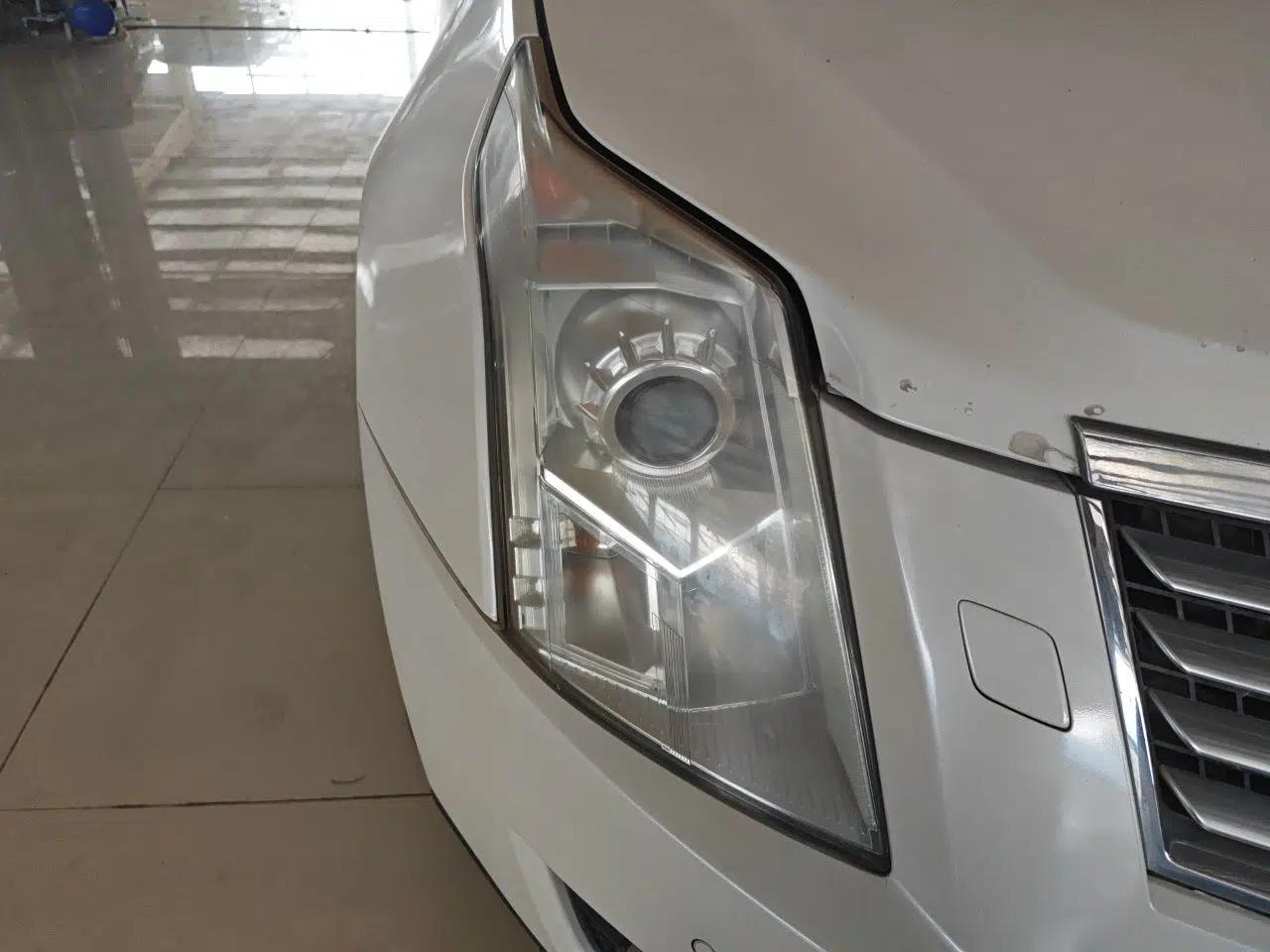 Cadillac SRX 2012 3.0L Elite Edition — миниатюра 7