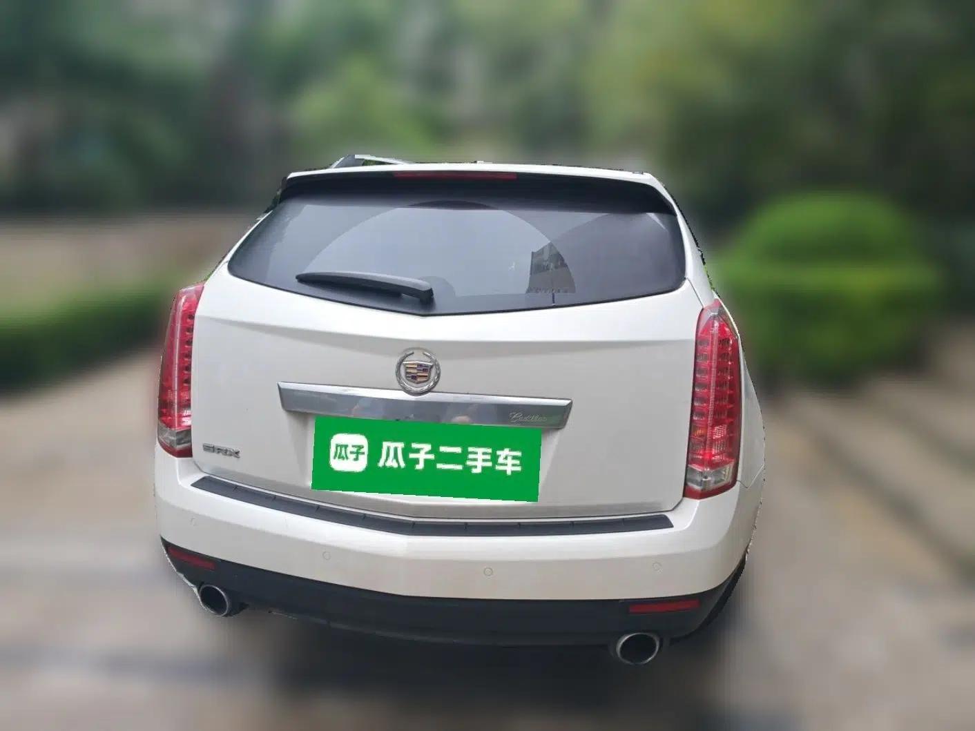 Cadillac SRX 2014 3.0L Elite Model — миниатюра 3