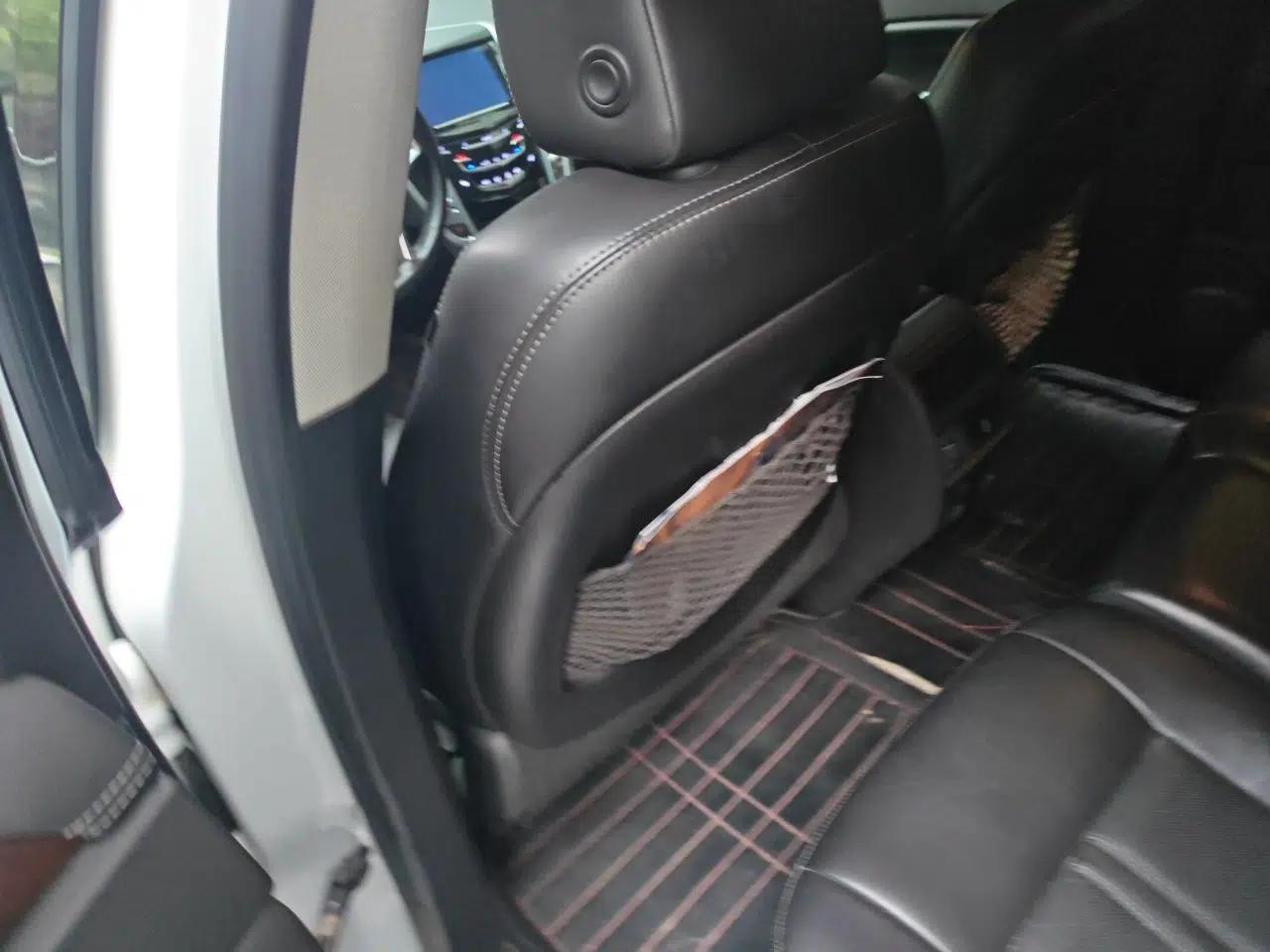 Cadillac SRX 2014 3.0L Elite Model — миниатюра 7