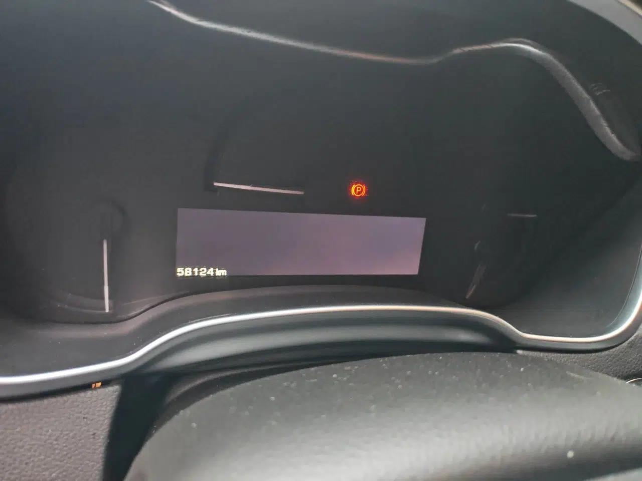 Cadillac SRX 2014 3.0L Elite Model — миниатюра 9