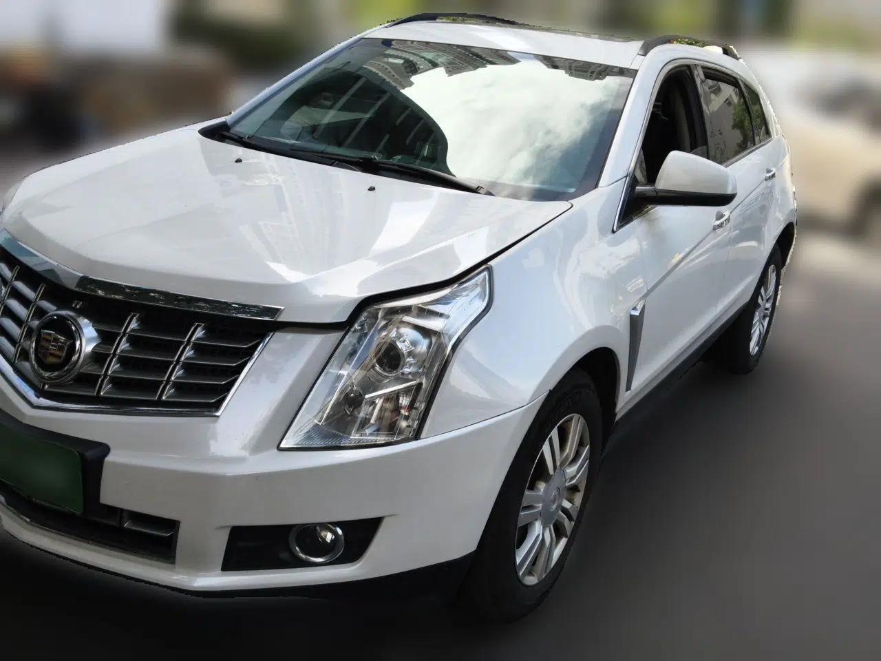 Cadillac SRX 2015 3.0L Comfort Version — миниатюра 1