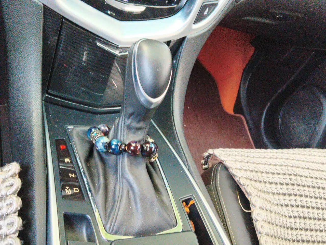 Cadillac SRX 2015 3.0L Comfort Version — миниатюра 14