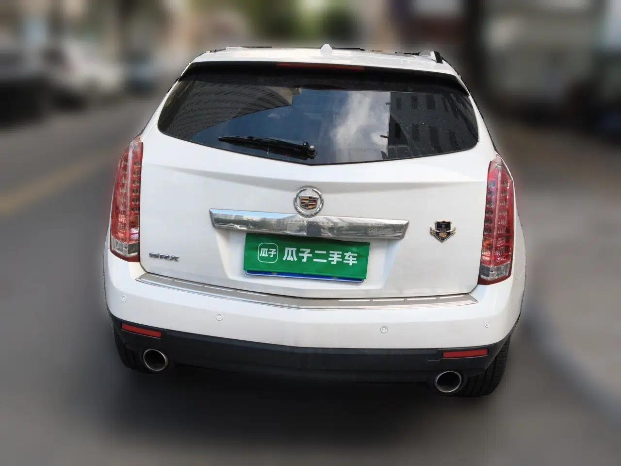 Cadillac SRX 2015 3.0L Comfort Version — миниатюра 5