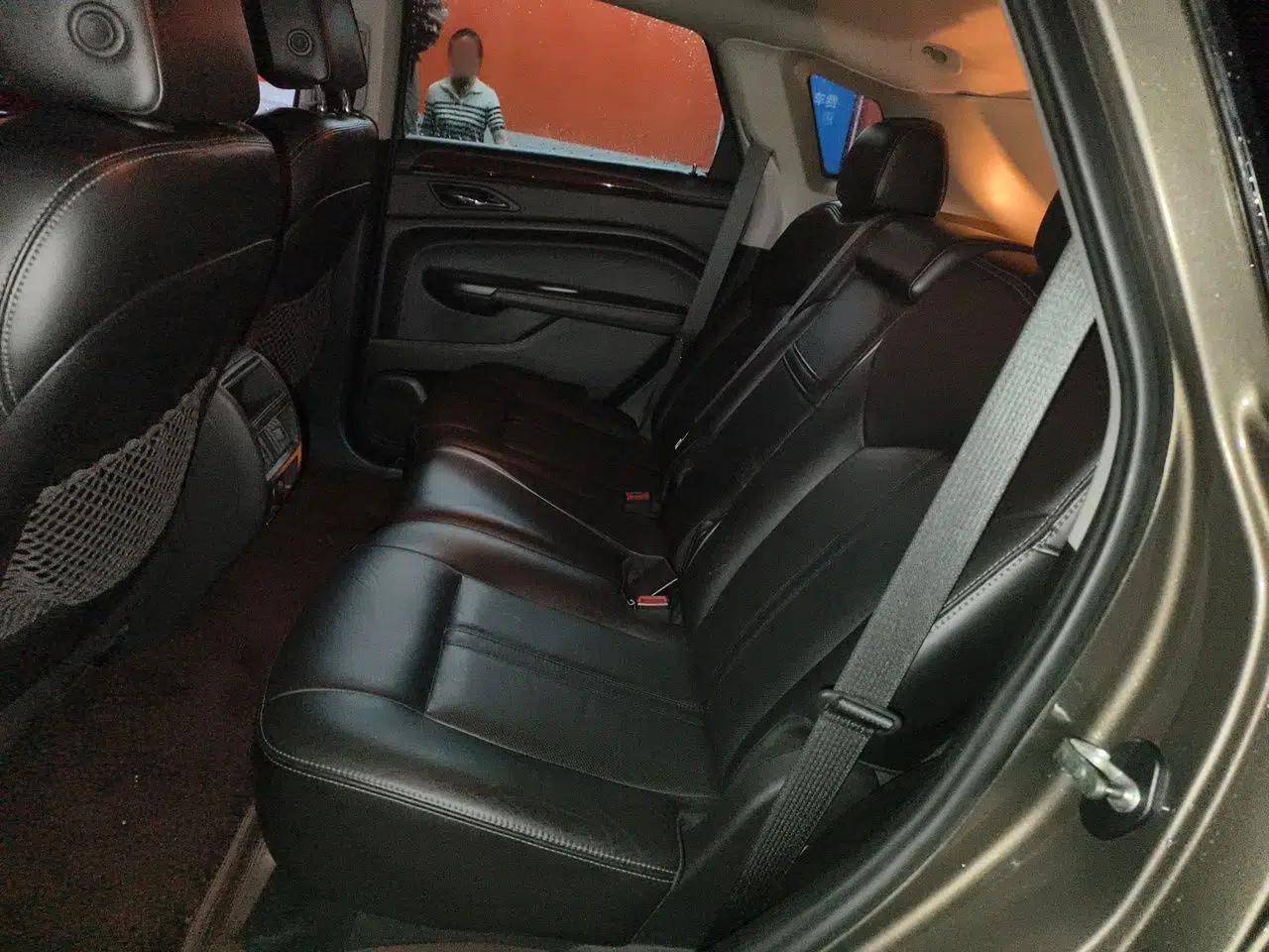 Cadillac SRX 2014 3.0L Elite Model — миниатюра 17