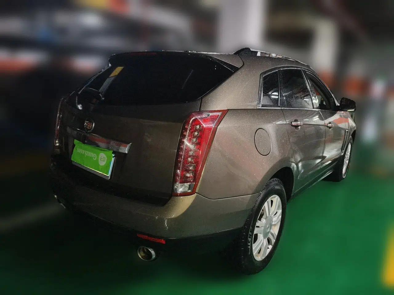 Cadillac SRX 2014 3.0L Elite Model — миниатюра 6