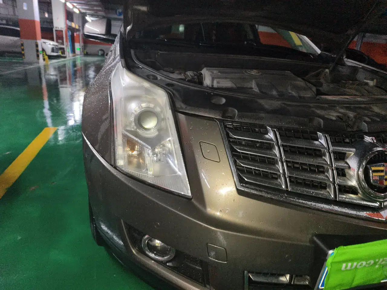 Cadillac SRX 2014 3.0L Elite Model — миниатюра 7