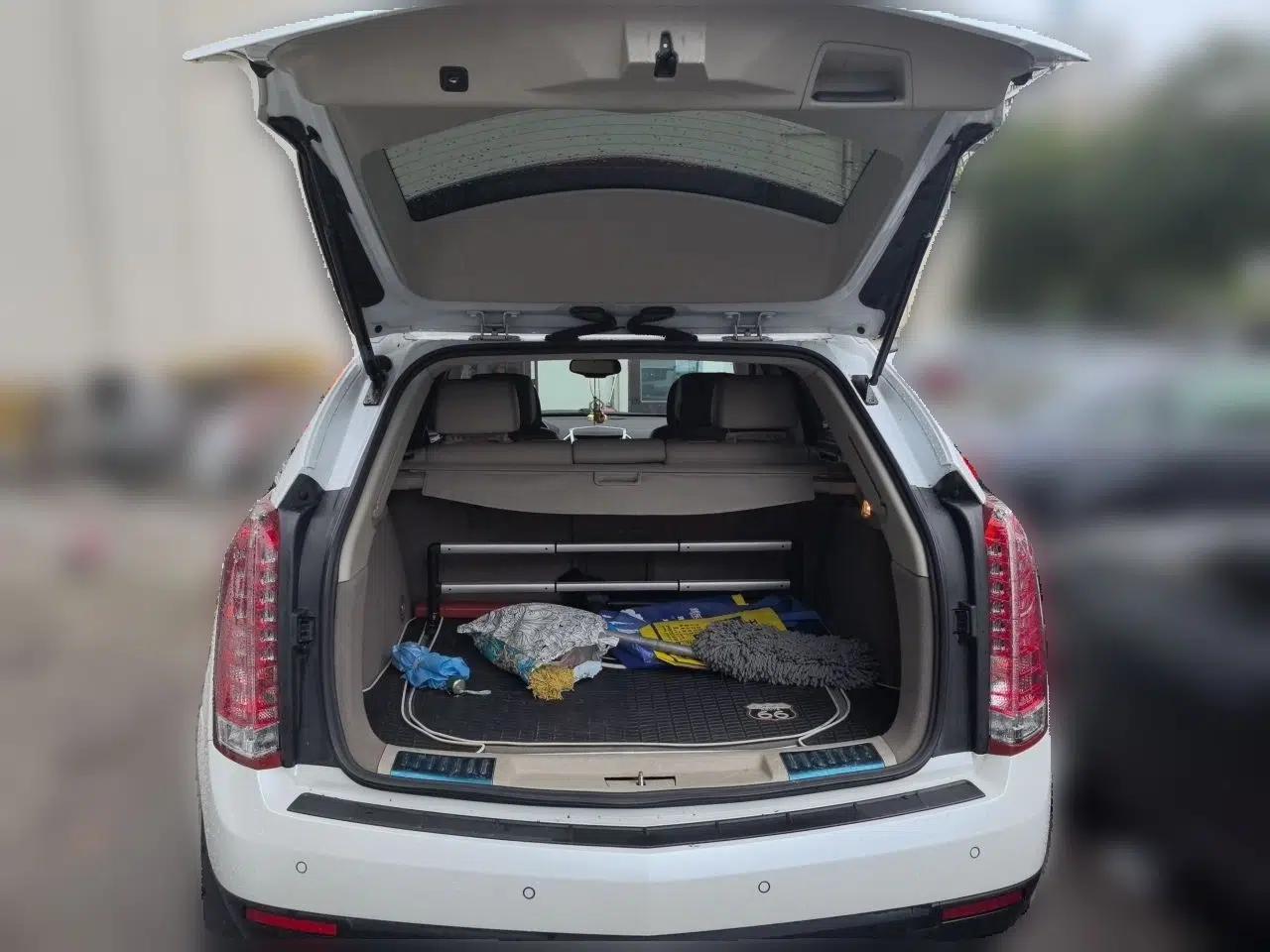 Cadillac SRX 2012 3.0L Elite Edition — миниатюра 19