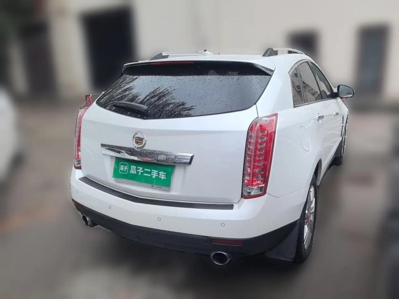 Cadillac SRX 2012 3.0L Elite Edition — миниатюра 6