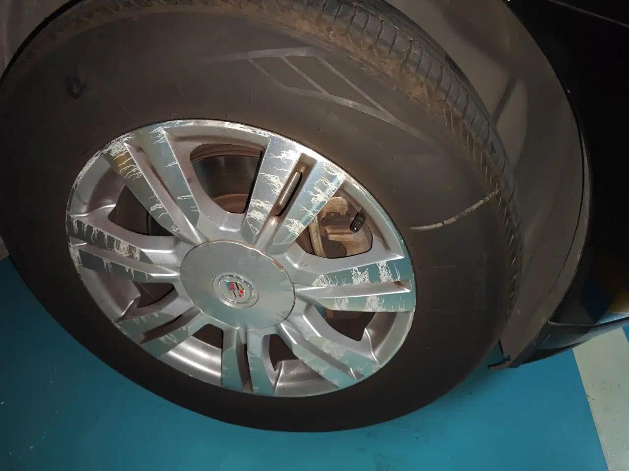Cadillac SRX 2013 3.0L Luxury Model — миниатюра 8