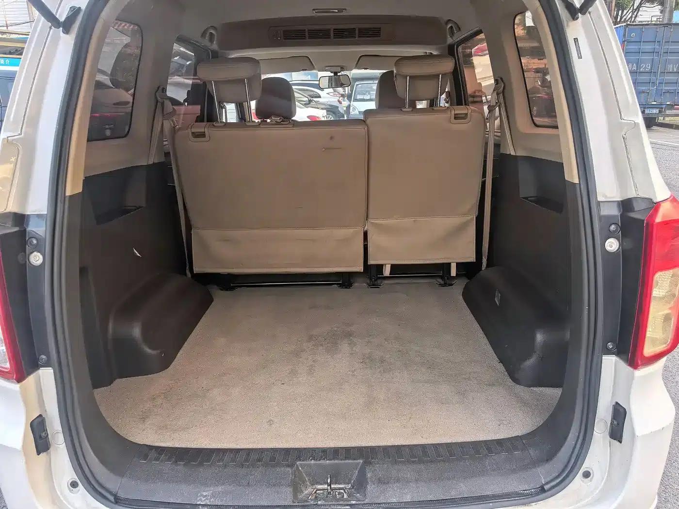 Wuling Hongguang 2018 1.5L S Comfort Model L2B — миниатюра 8