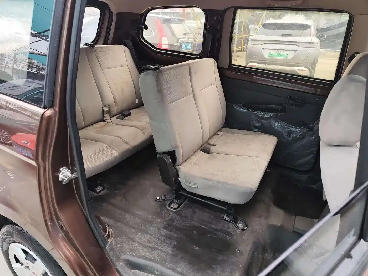 Wuling Hongguang 2015 1.2L S Basic Model (National V Emission Standard) — миниатюра 7
